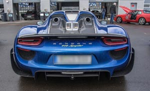 assurance-porsche-918-Spyder-garnatie-accident-circuit