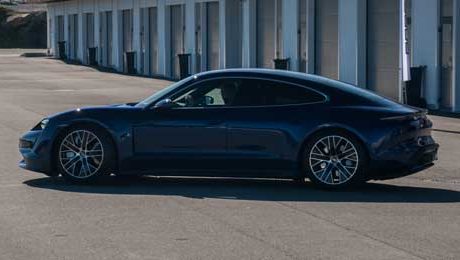 assurance-porsche-Taycan-home